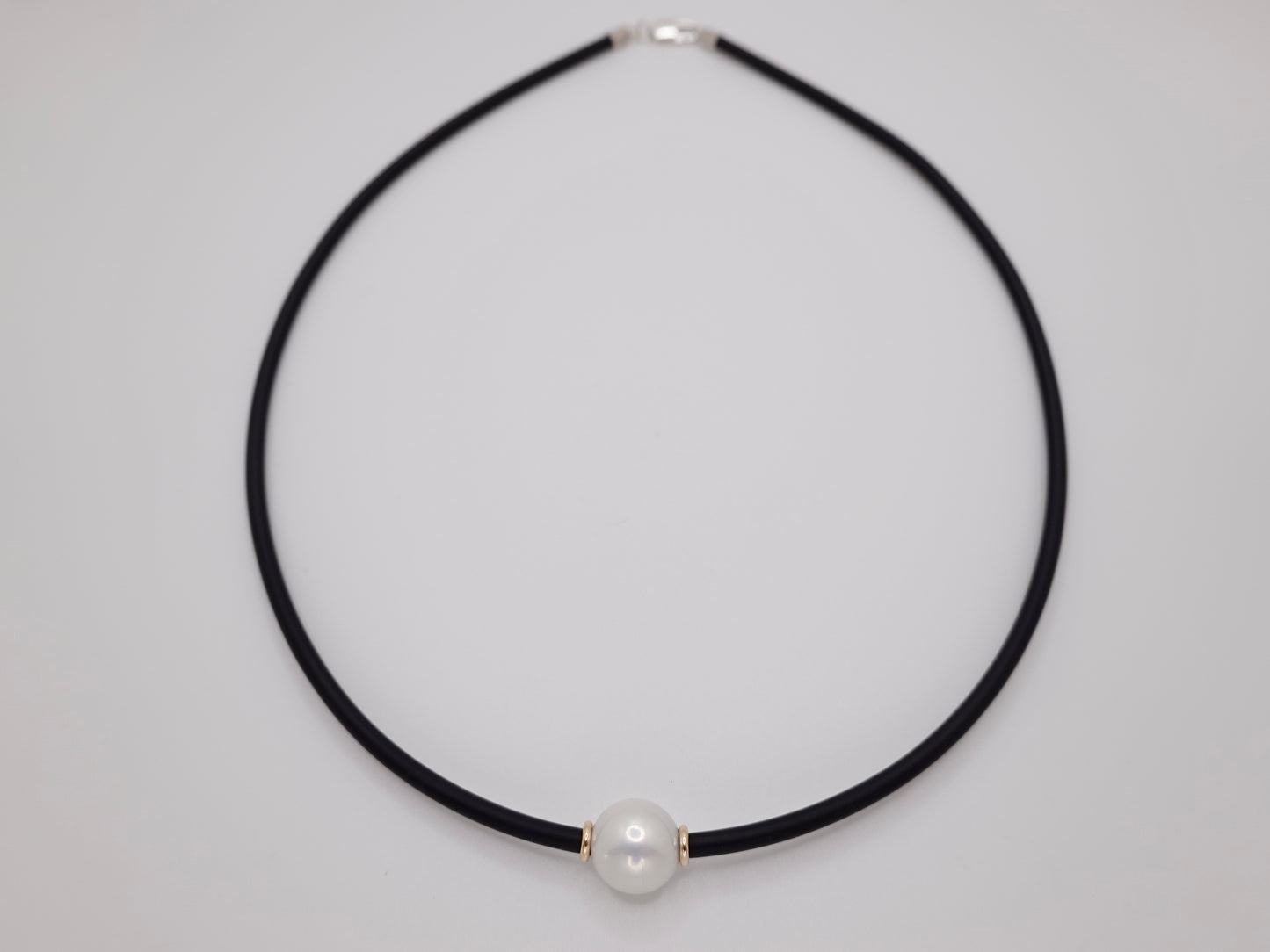 Freshwater Neoprene Necklace Gold