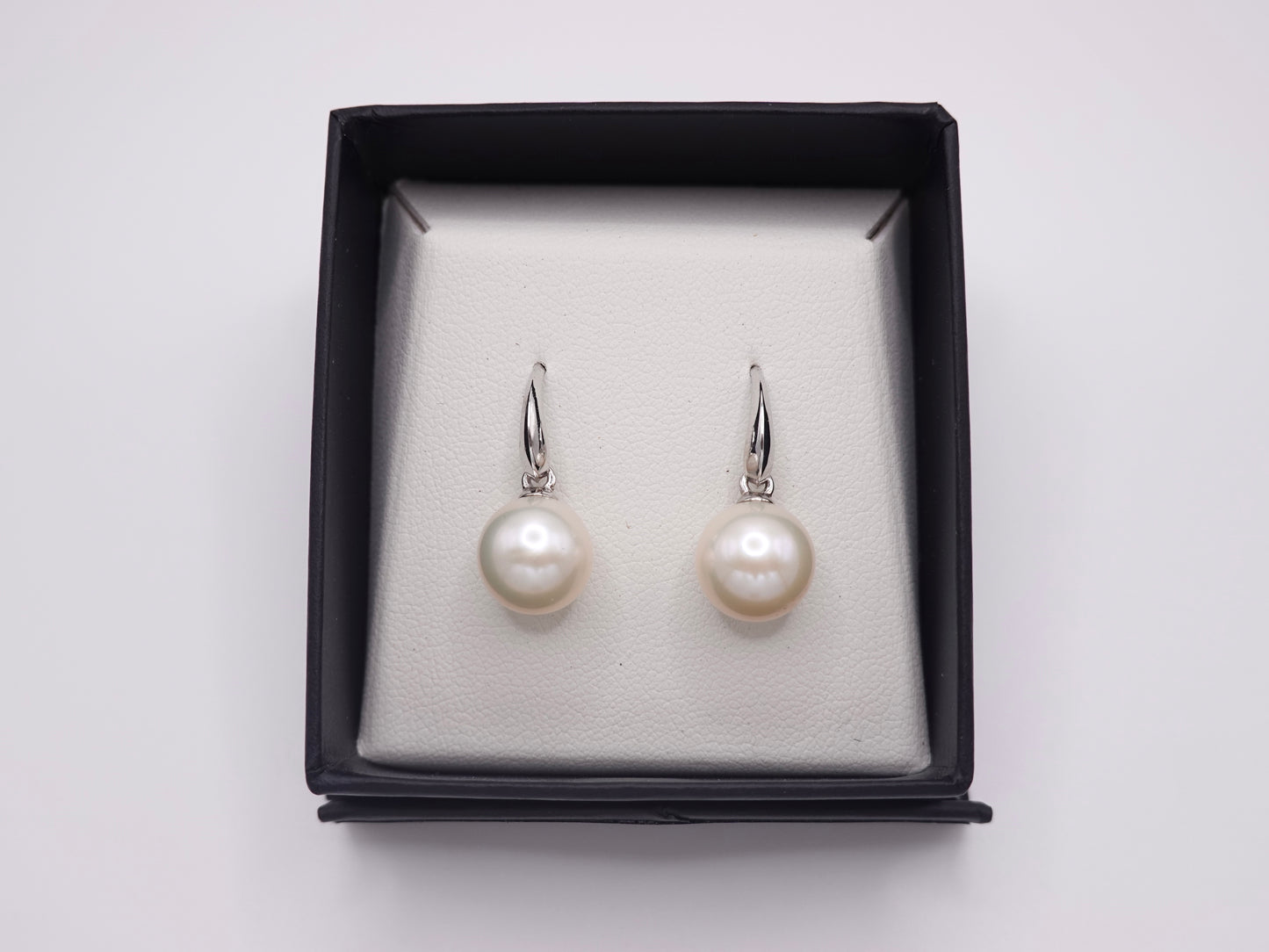 Knife Edge Earrings Silver