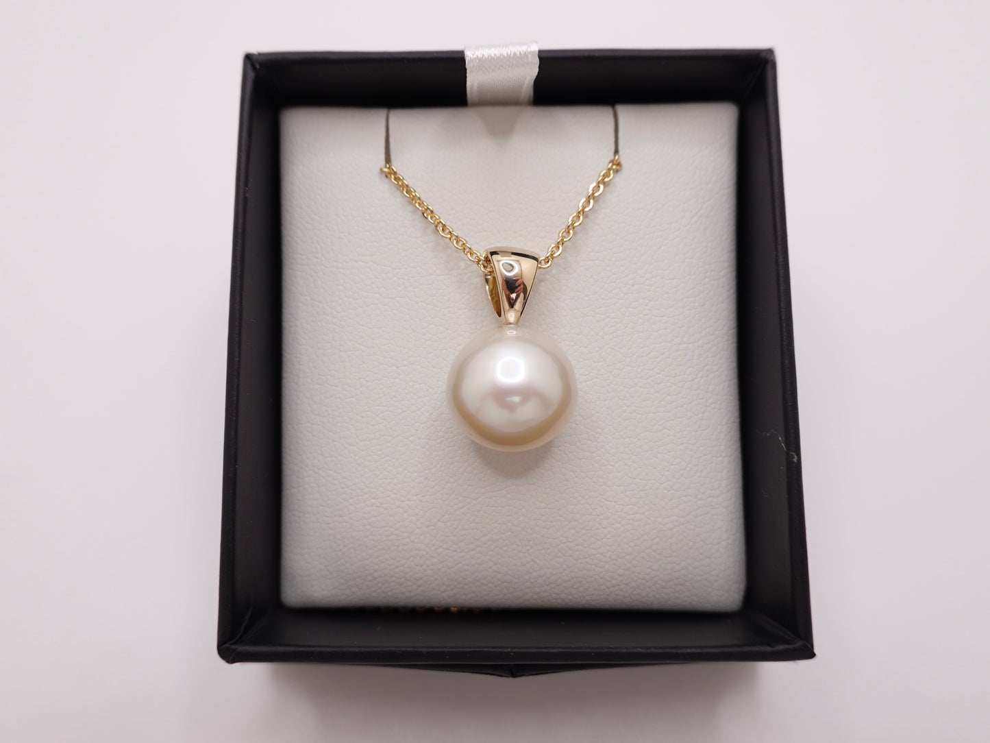 Gold Pearl Pendant