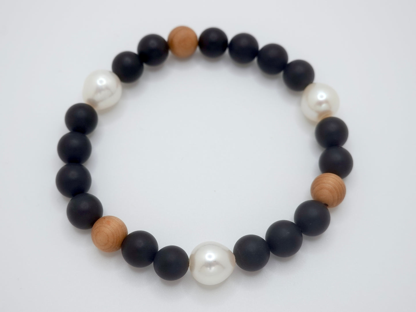 8mm Daisy Bracelet
