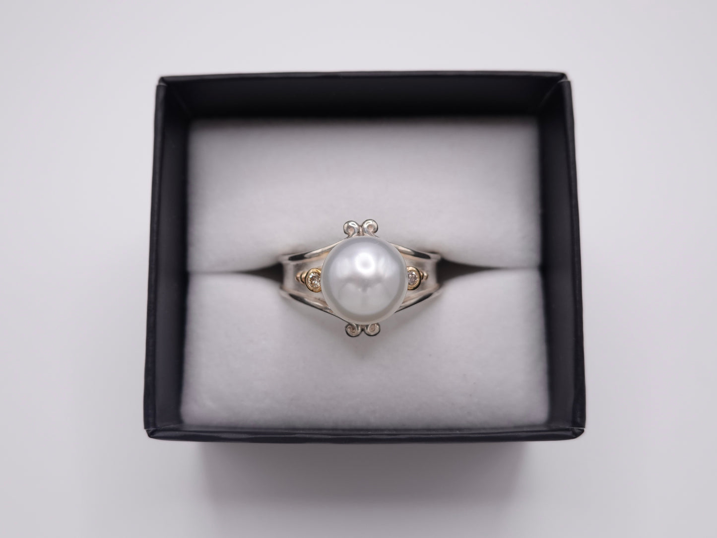 Corinthian Ring Silver