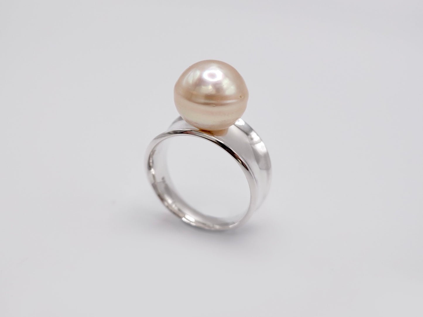 Wide Band Ring Silver - Gold Pearl