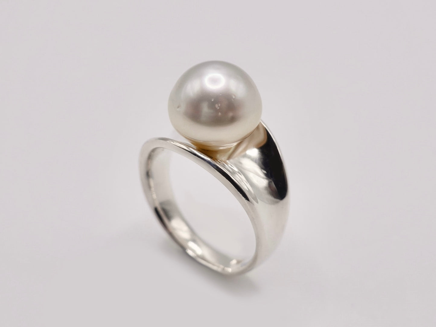 Wide Band Ring Silver - White Pearl