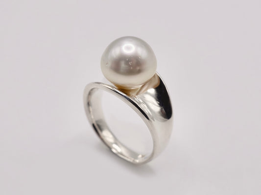 Wide Band Ring Silver - White Pearl