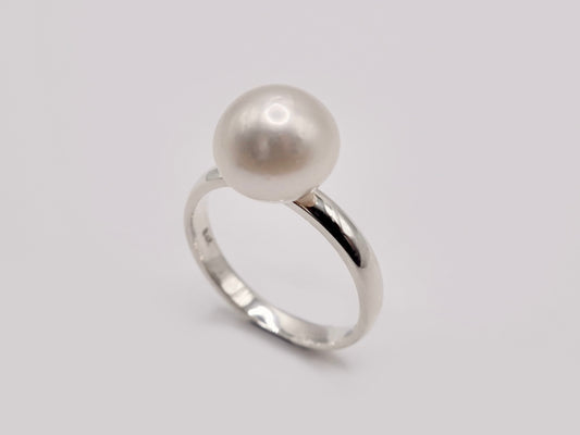 Simplicity Ring Silver