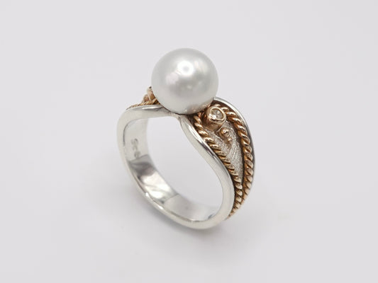 Etruscan Ring Silver