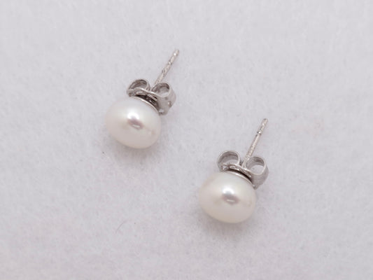 Freshwater Pearl Studs Silver